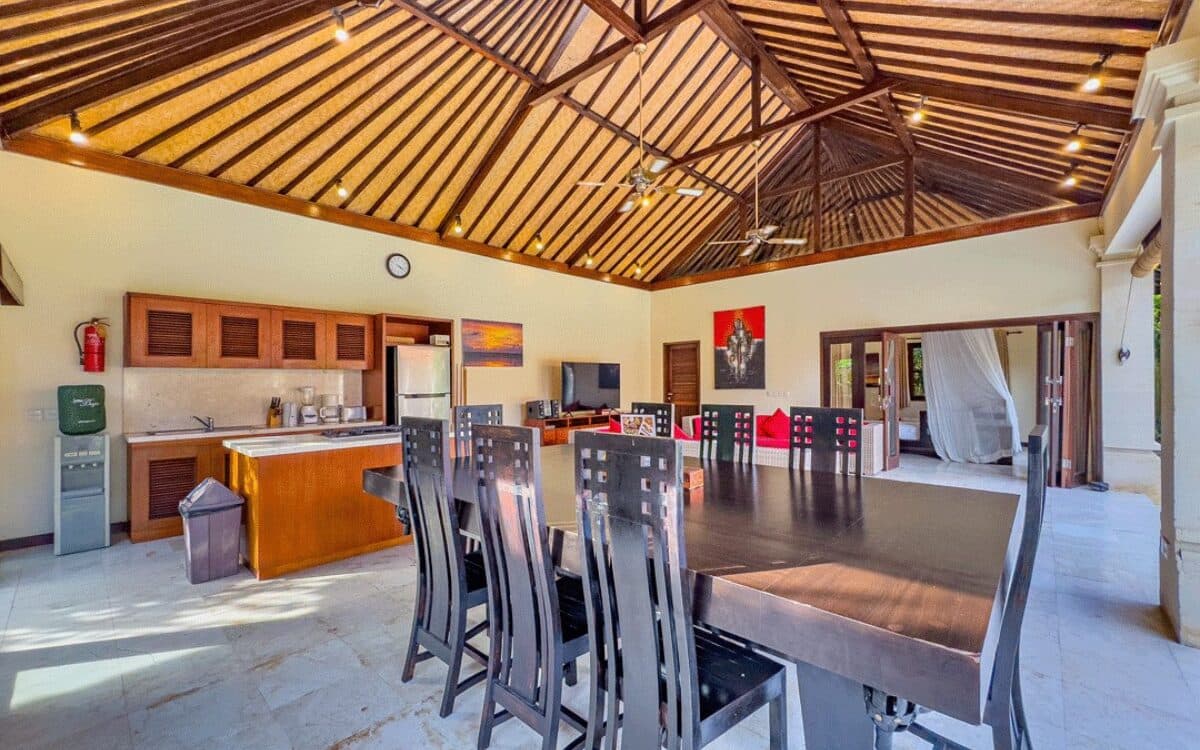 Villa Santi Seminyak, Bali - 4br (best price 2026) — photo 2, private villa in Seminyak