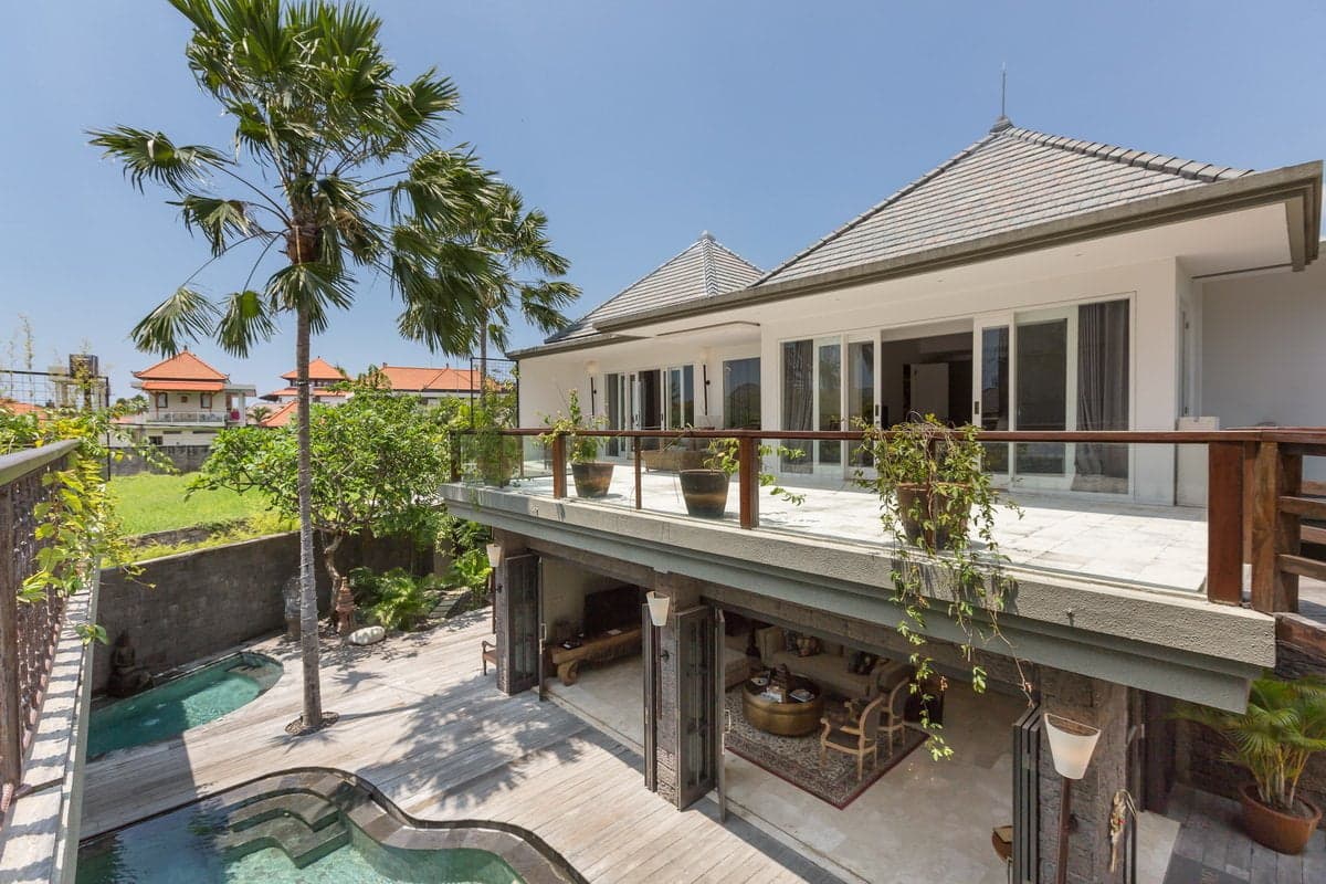 Villa Jadine Canggu, Bali - 4br (best price for 2026) — photo 2, private villa in Canggu