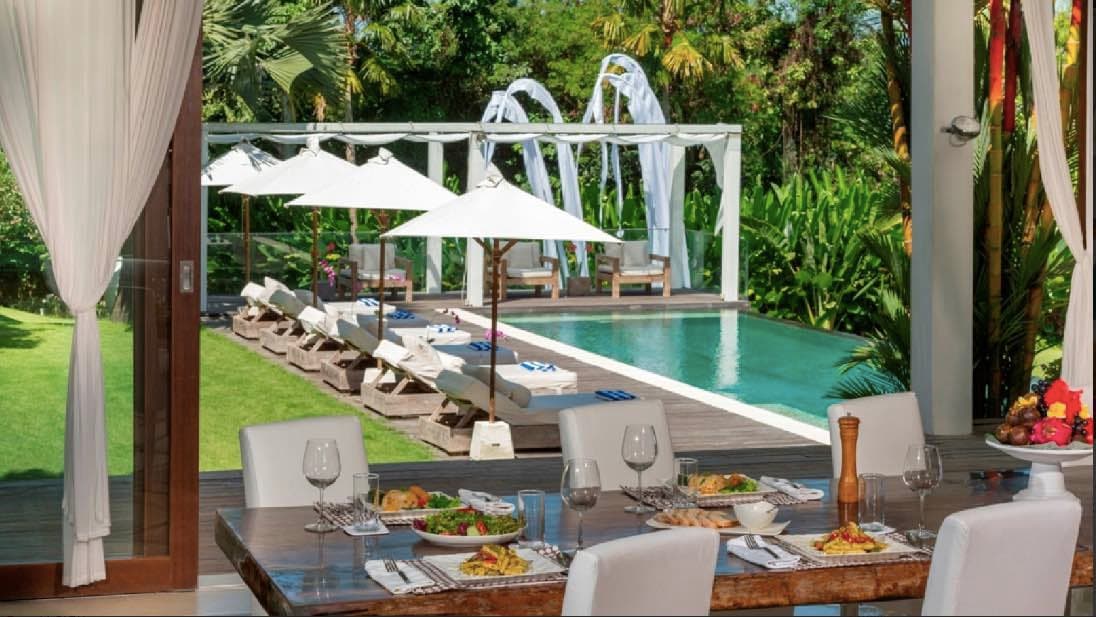 Pure Villa Canggu, Bali - 6br (Top Deals 2026) — photo 2, private villa in Canggu