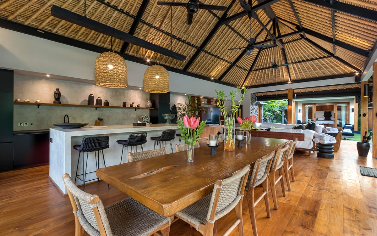 Villa Wolfe Seminyak - 3br (Best Price 2026) — photo 2, private villa in Seminyak